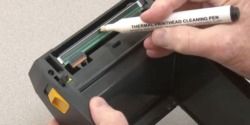 Proactive Printhead Cleaning Maintenance with a Thermal Printhead Cleaning Pen